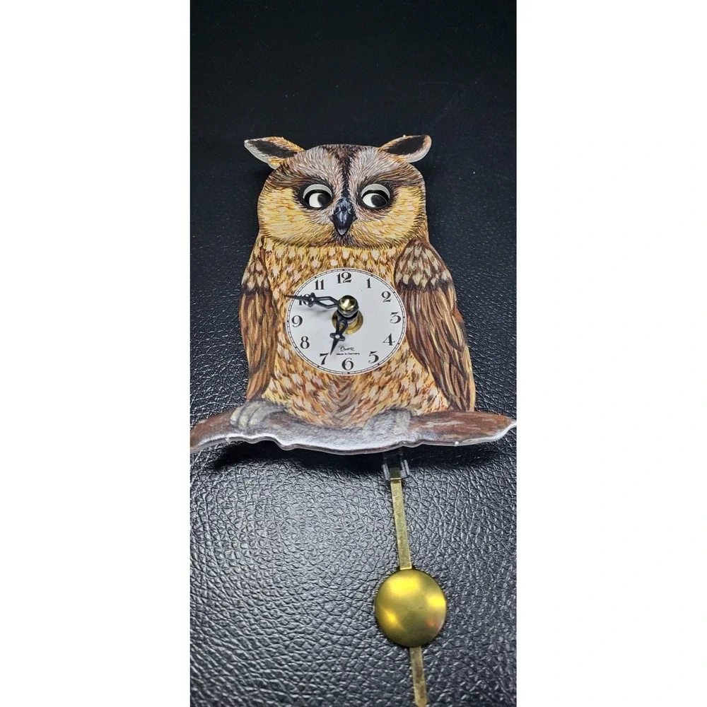 River City Cuckoo OWL-06Q Calarco the Owl - Moving Eyes Owl Clock‎ with Pendulum
